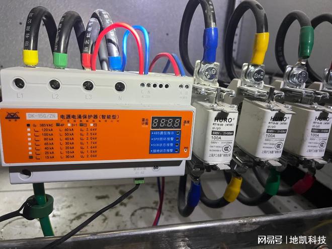 罗兰音箱怎么连接话筒_话筒罗兰连接音箱没声音_罗兰音箱配无线话筒