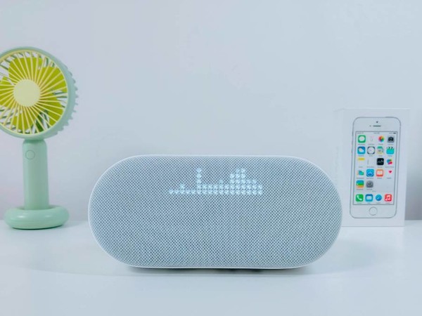 华为ai音箱首次连接_华为连接音箱卡在40%_华为连接音箱一卡一卡