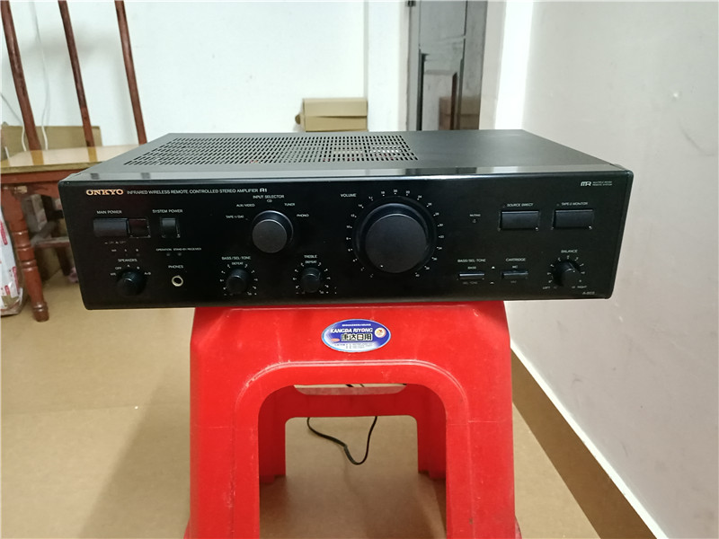 功放话筒连接音箱没有声音_话筒音箱功放怎么连接_功放机与话筒连接