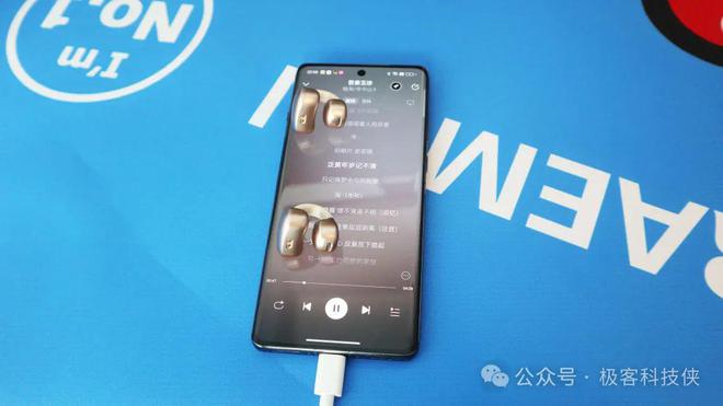 音箱如何与平板连接_平板连接音箱声音小_平板连接音箱怎么音量能大一点